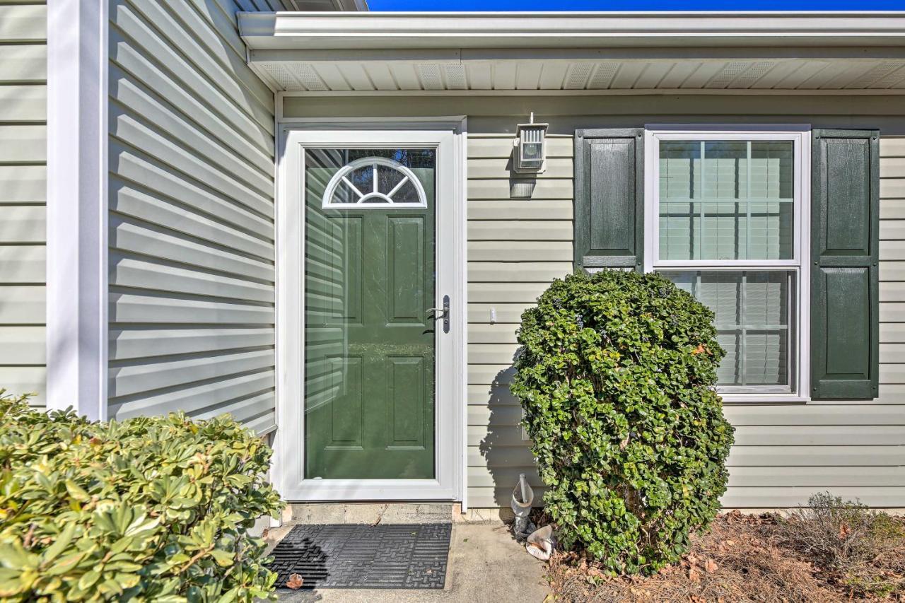 Beaufort Pad With Patio 3 Blocks To Waterfront! Extérieur photo
